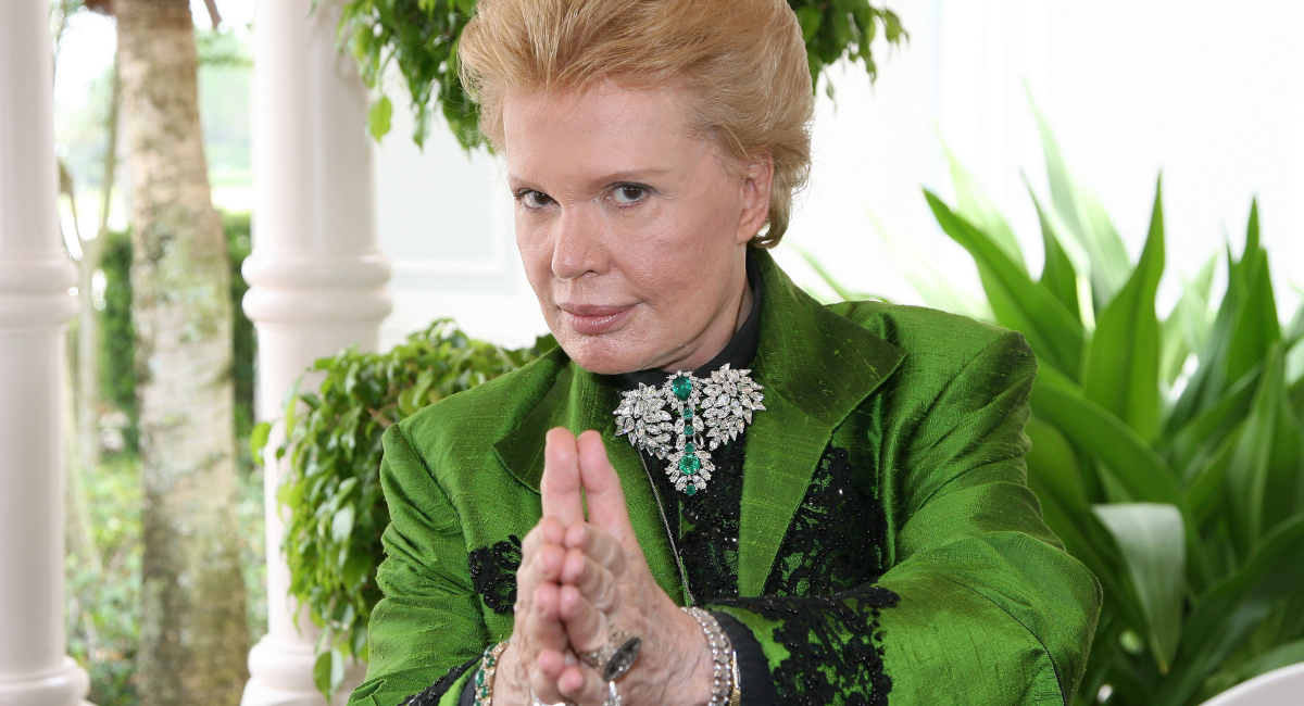 A New Series About Walter Mercado Is Coming to TV – Here Are the Details