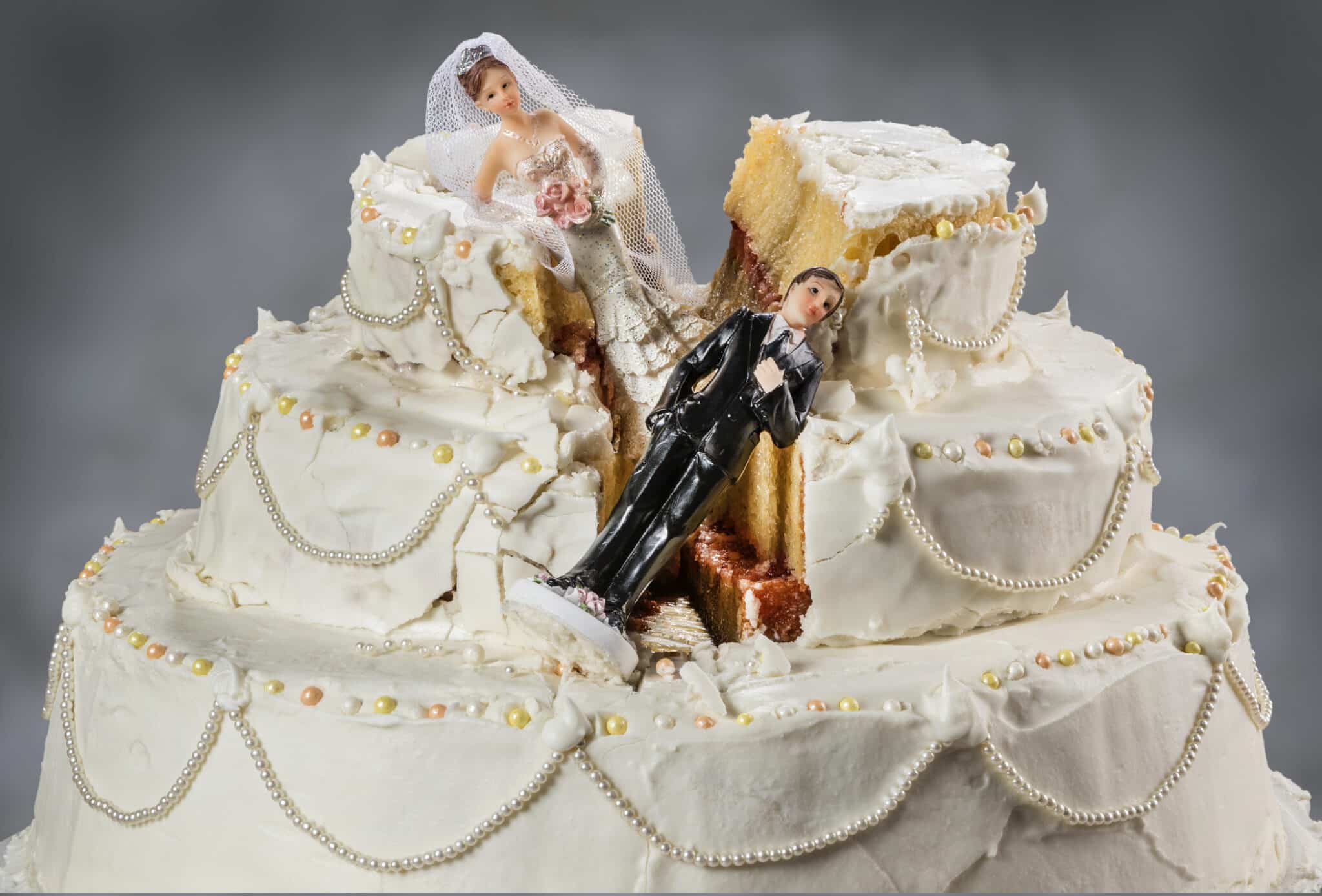 bride-sparks-debate-after-leaving-husband-for-cake-smashing