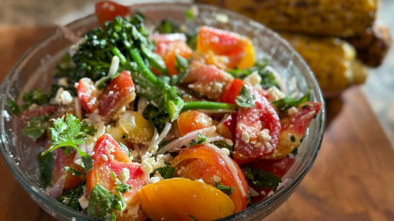This Summer Salad Slaps_ It’s Crunchy, Tangy, and Built for Carne Asadas