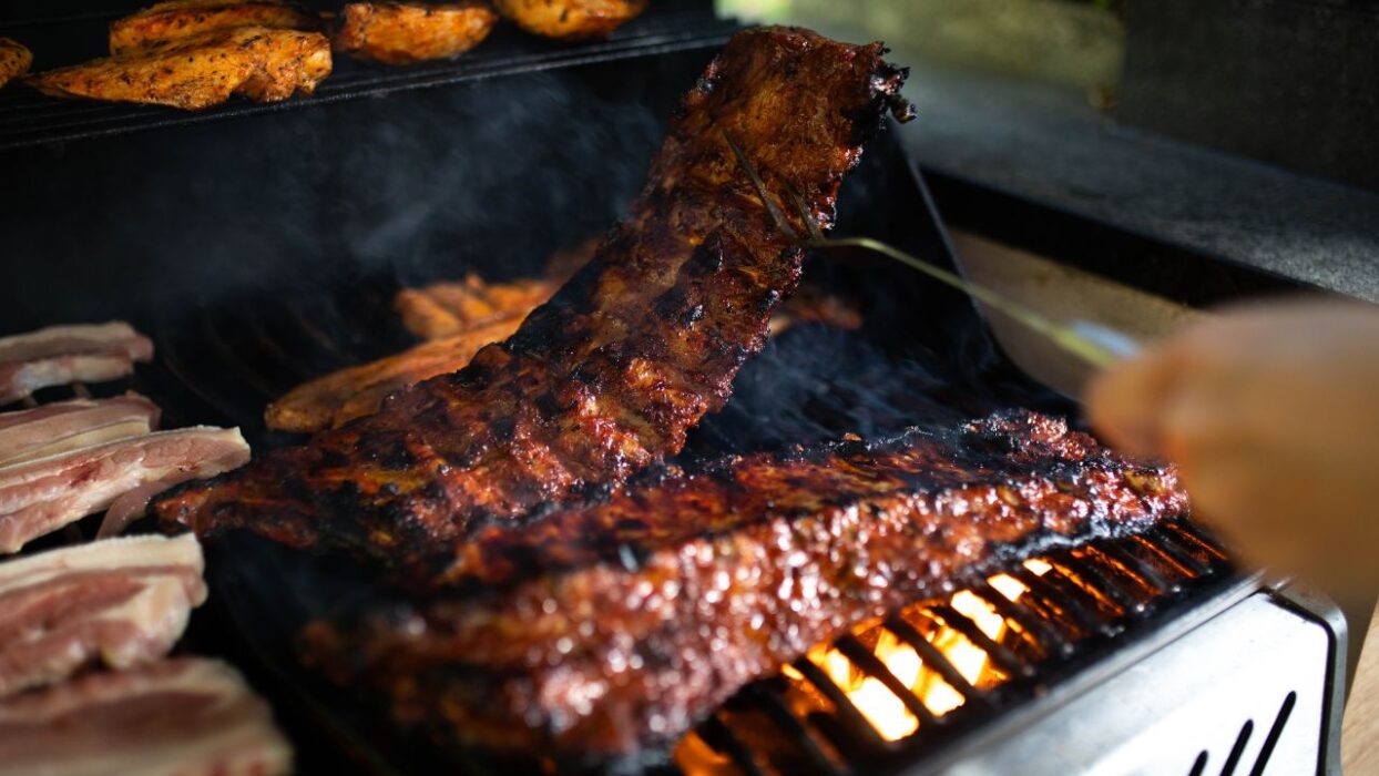 Last-Minute Memorial Day Deals for the Carne Asada We’ve All Been Waiting For