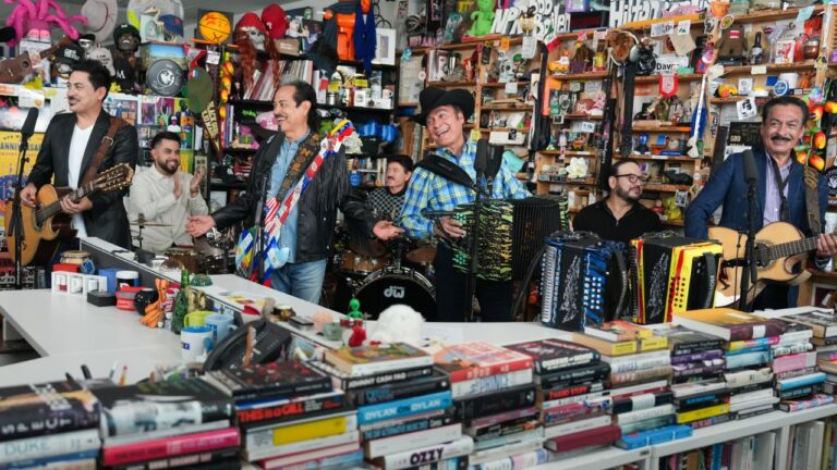 Was Felix Contreras’ Intro to Los Tigres del Norte’s Tiny Desk Censored? Here’s What Really Happened
