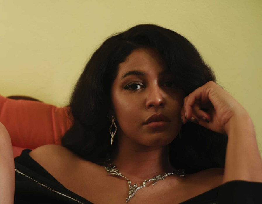 On Her Debut Album “Como agua,” YEИDRY Finally Trusted Her Own Ear