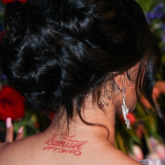 Selena Gomez Tattoo On Neck